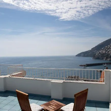 Infinity Sea View House *