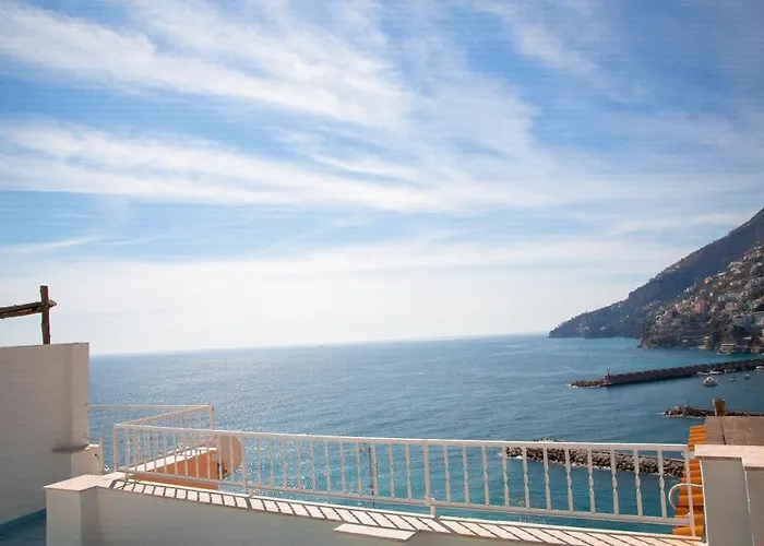 Infinity Sea View House * أمالفي